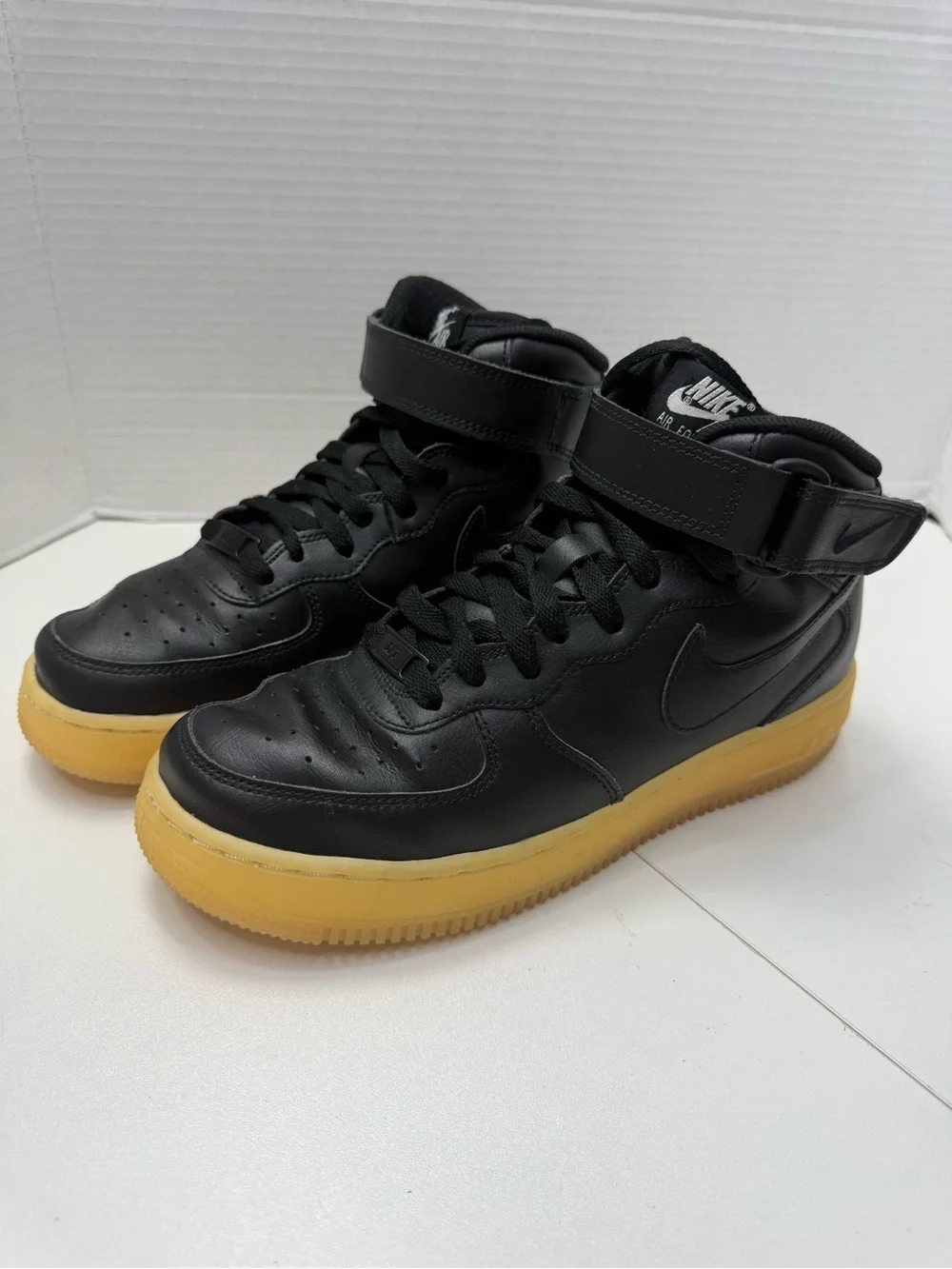 Nike Air Force 1 Black High-Top Sneakers size 8